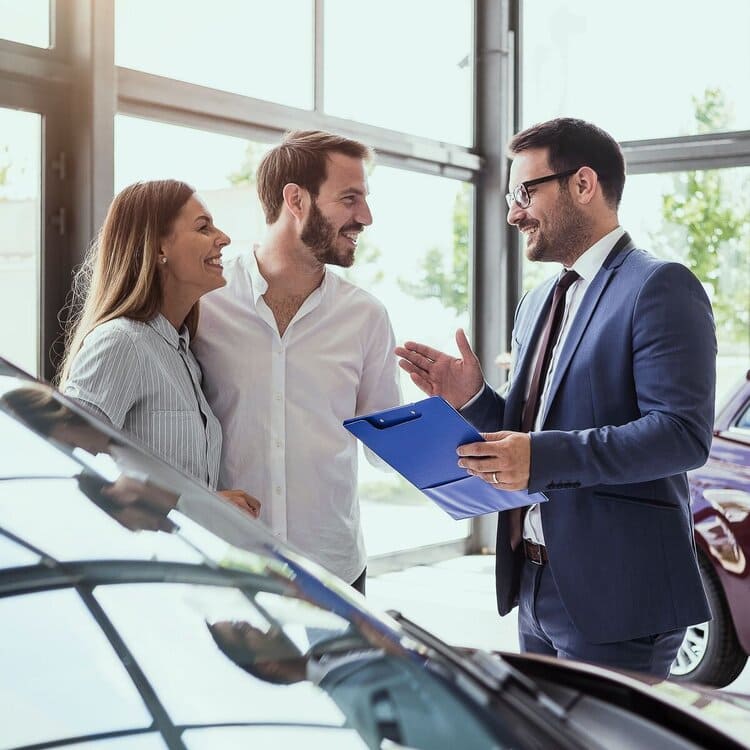 Ký hợp đồng mua xe, đặt cọc xe